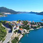 Mediterranean House - Two Bedroom With Terrace And Sea View Klek