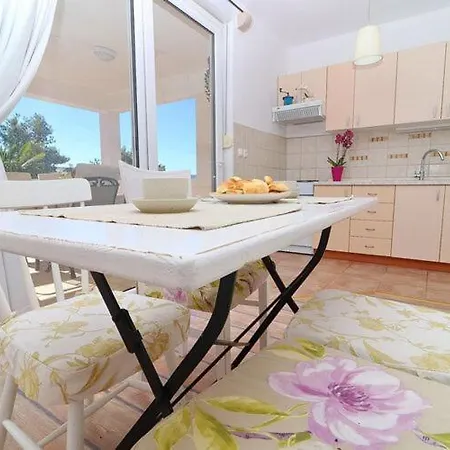 Mediterranean House - Two Bedroom With Terrace And Sea View * Klek