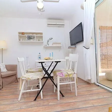 Mediterranean House - Two Bedroom With Terrace And Sea View *