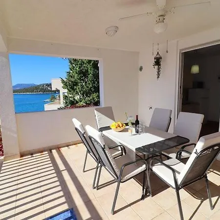 Mediterranean House - Two Bedroom With Terrace And Sea View Klek