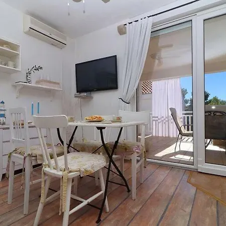 Mediterranean House - Two Bedroom With Terrace And Sea View Apartman *