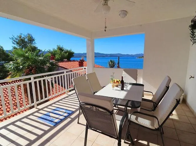 Mediterranean House - Two Bedroom With Terrace And Sea View Daire