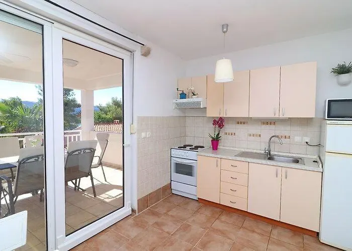 Mediterranean House - Two Bedroom With Terrace And Sea View * Klek