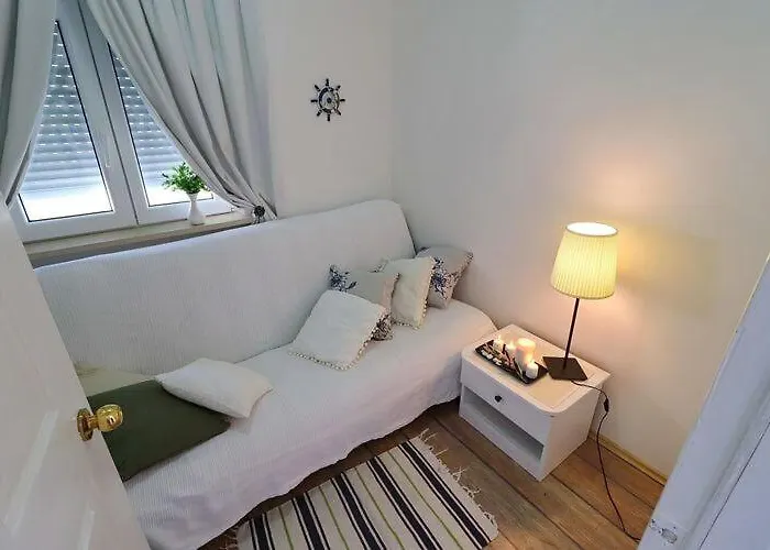 Mediterranean House - Two Bedroom With Terrace And Sea View Daire Klek